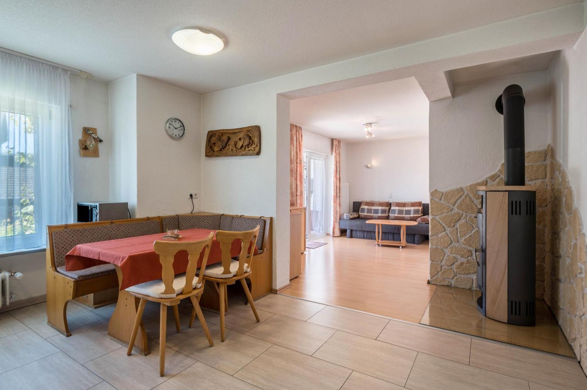 Haus Isele Apartment *